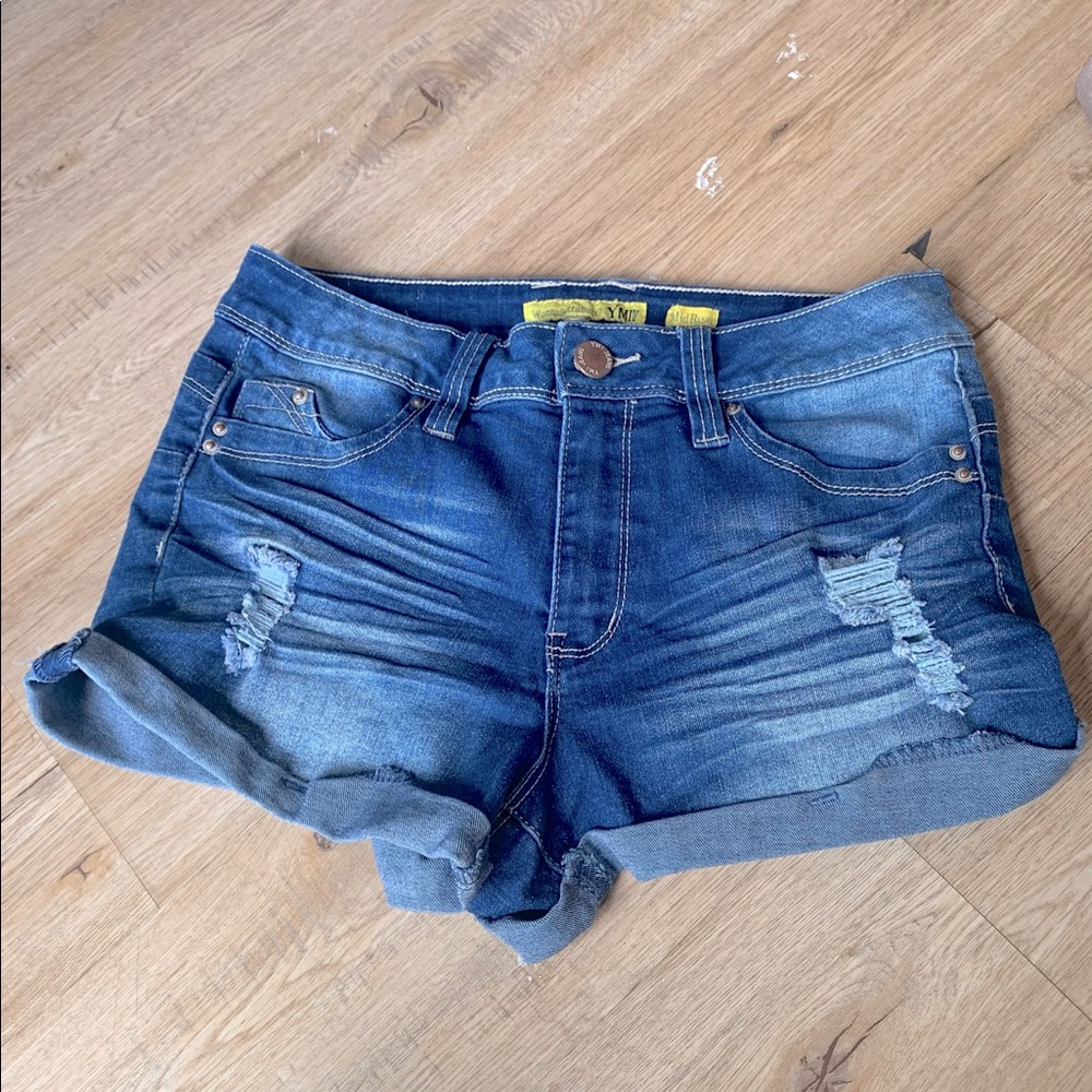 Stretchy jean shorts